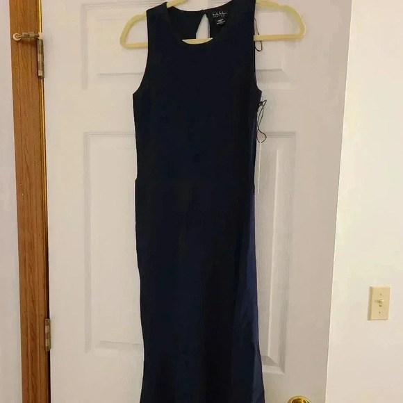 COPY - Nicole Miller Navy Maxi dress - Picture 4 of 16